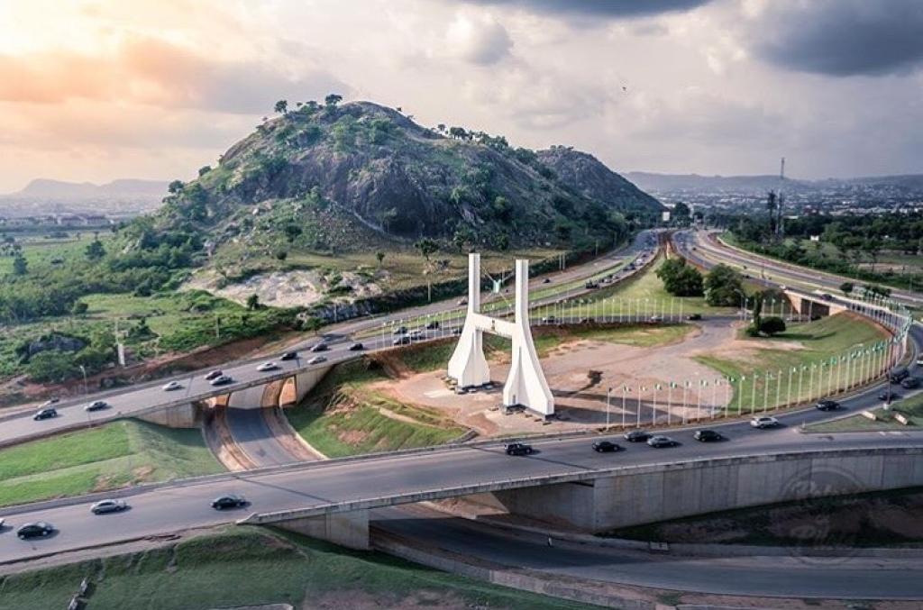 The art and science of falling while being great –Made in Nigeria.
